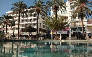 Los Angeles Apartments