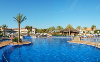 Viva Can Picafort Aparthotel