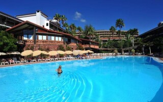 Parque Tropical Hotel