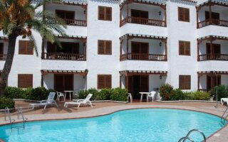 Las Orquideas Apartments