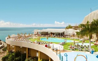 Altamadores Aparthotel