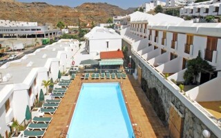 Montecarlo Apartments