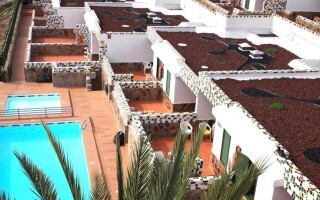 Parque Raquel Bungalows