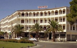 Arcos Playa Apartments