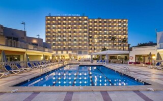 Globales Condes de Alcudia Hotel