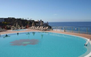 Serenity Amadores Hotel