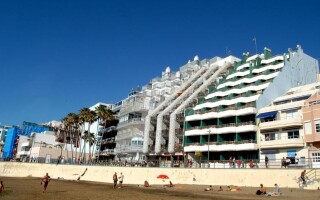 Brisamar Canteras Apartments