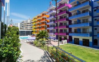 Las Gacelas Apartments