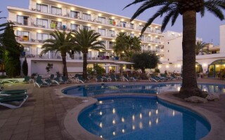 Elegance Vista Blava Hotel