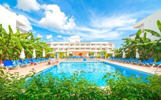 Casa Luis Apartments