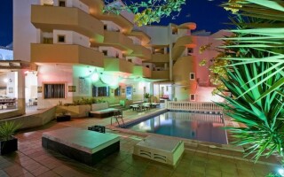 Bon Sol Squash Apartments