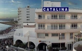 Catalina Apartments