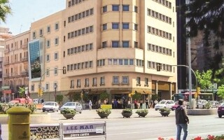 UR Palacio Avenida Hotel