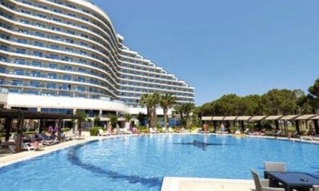 Venosa Beach Resort & Spa Hotel