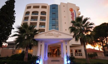 Coastlight Hotel