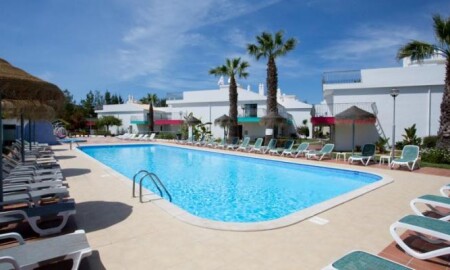 Bayside Salgados Apartments