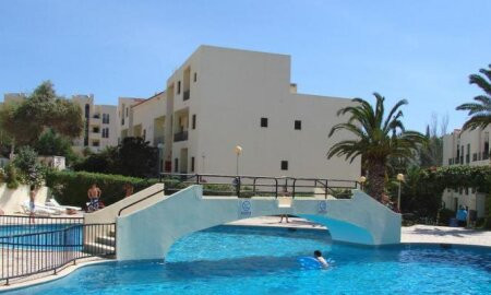 Clube Alvorferias Apartments