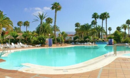 Las Vegas Golf Bungalows