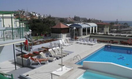 Green Ocean Apartments