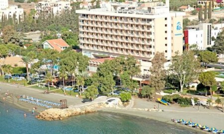 Poseidonia Beach Hotel
