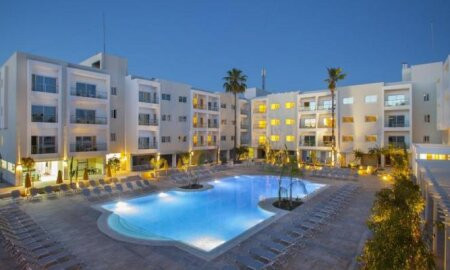 smartline Paphos Aparthotel