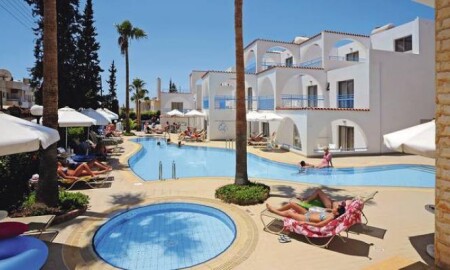 Petrosana Aparthotel