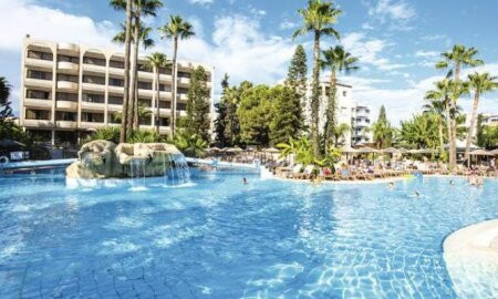 Atlantica Oasis Hotel