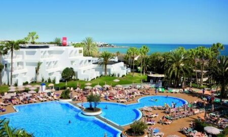 Riu Paraiso Lanzarote Resort Hotel