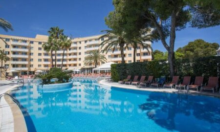 Ivory Playa Aparthotel