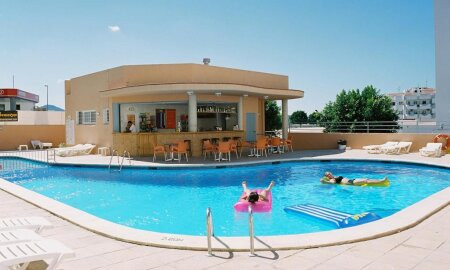 Poniente Playa Apartments