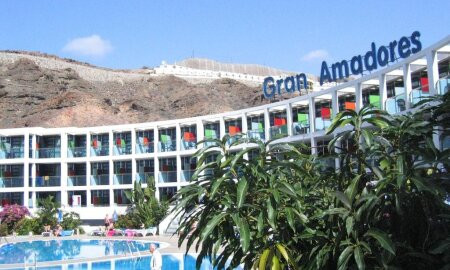 Gran Amadores Apartments
