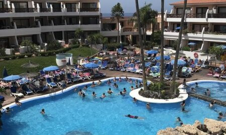 Royal Park Albatros Apartments