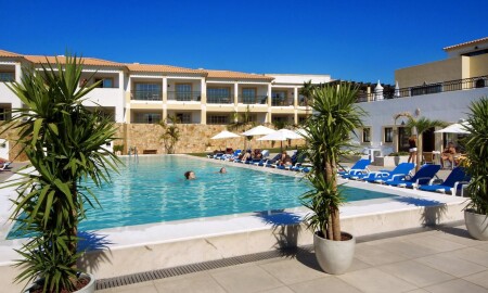 Novochoro Apartments