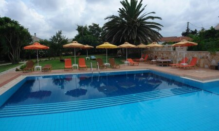 Androulakis Apartments