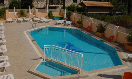 La Sirena Apartments