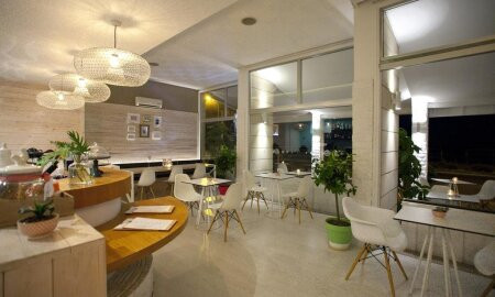 Costantiana Beach Hotel Apartments