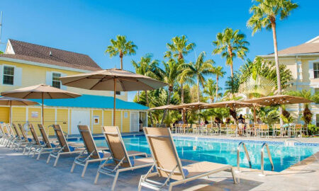 Sunshine Suites Resort