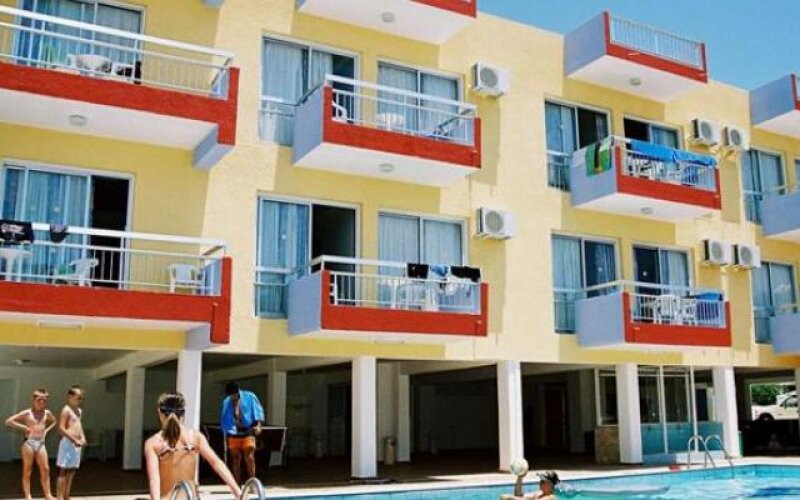 Mastronapa Apartments