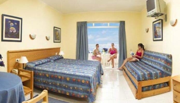 Catalina Apartments, San Antonio,