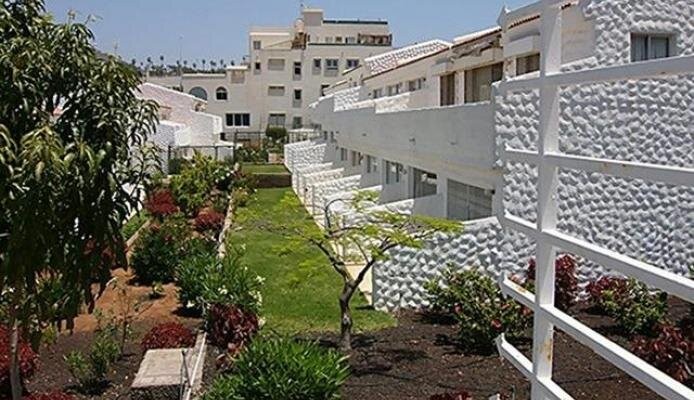 Stunning Americas Destination Apartments image