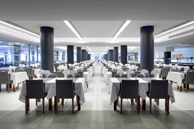 Hotel Garbi Ibiza  Spa Platja Den Bossa Laterooms Com