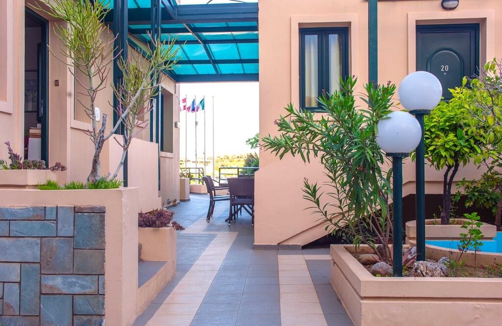 Rainbow Apartments, Chania, Crete