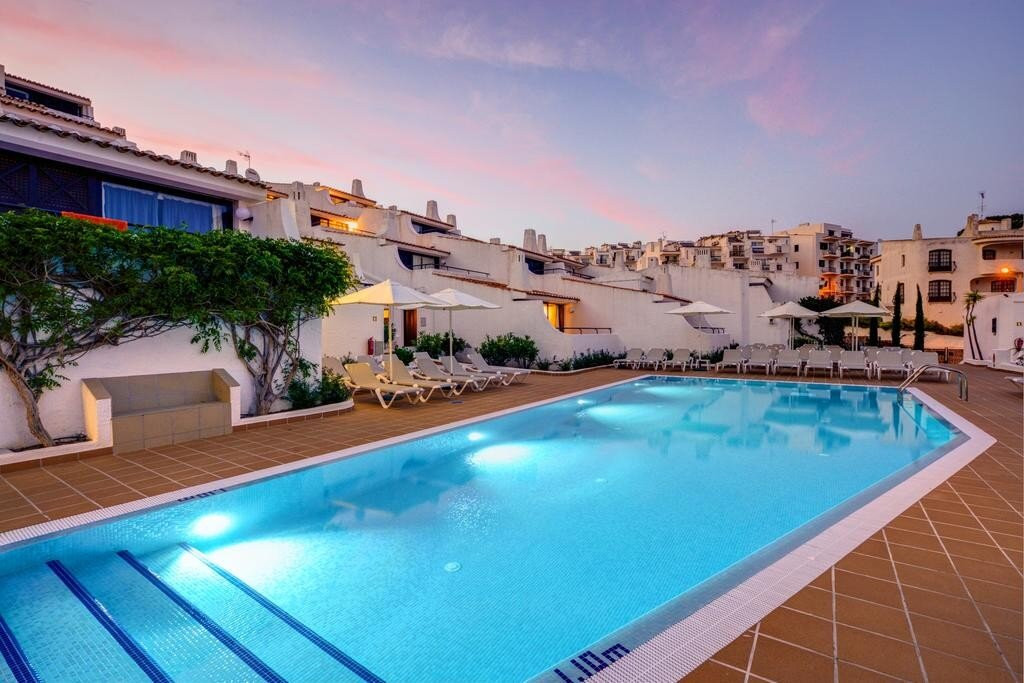 Golden Beach Apartments, Albufeira, Algarve