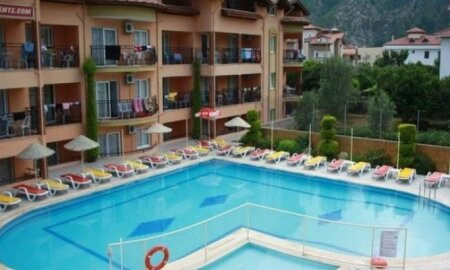 Club Sun Village Apartments