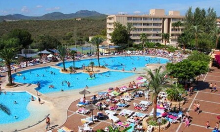 Club Cala Romani Hotel