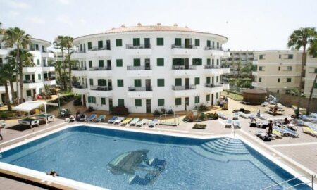 Las Faluas Apartments