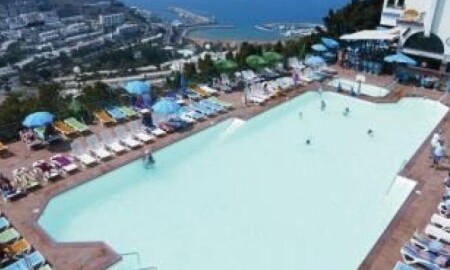 Colina Mar Apartments