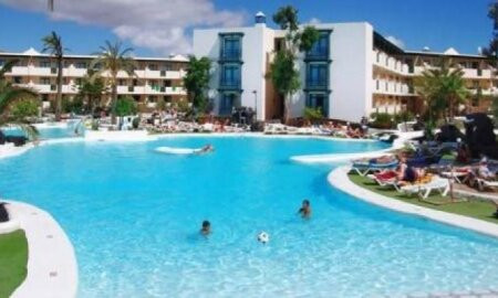 El Trebol Apartments