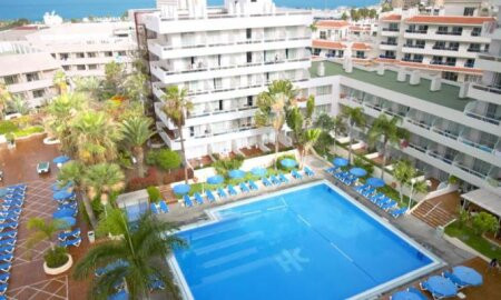 Catalonia Oro Negro Hotel