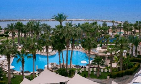 Saint George Spa & Golf Beach Resort Hotel